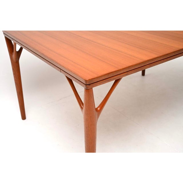 Vintage Danish Teak Dining Table by Willy Sigh for H. Sigh & Søns Møbelfabrik, 1960 For Sale - Image 9 of 11