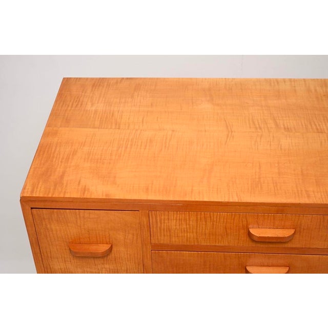 Art Deco Satin Birch Chest of Drawers, 1930 For Sale - Image 6 of 11