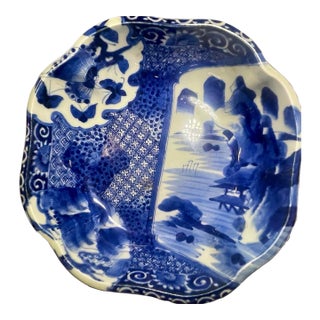 Edo Period Large Blue and White 11.5” Japanese Ko-Imari Blue and White Lobed Bowl For Sale