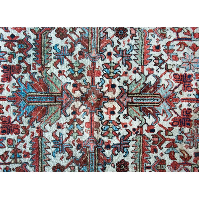 Early 20th Century Persian Heriz Rug For Sale - Image 12 of 15