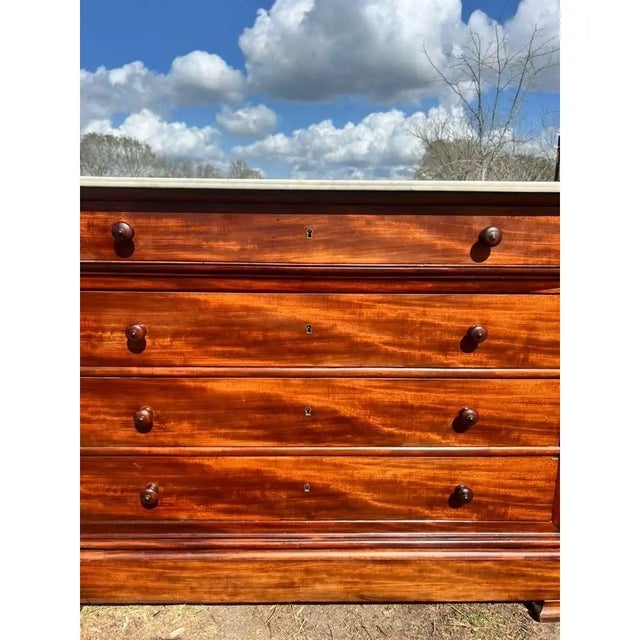 French Country 19th Century Louis Philippe Solid Flam Mahogany Carrara Marble Top Chest of Drawer / Commodes For Sale - Image 3 of 12