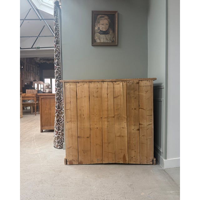1940s Vintage English Pine Sideboard, 1940s For Sale - Image 5 of 12