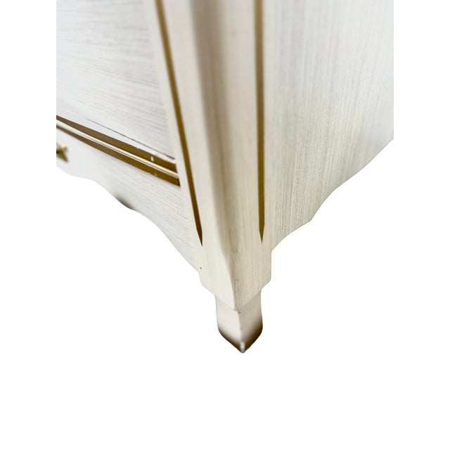 Vintage French Provincial Six-Drawer Dresser in Cream and Gold With Louis XV Details For Sale - Image 12 of 17