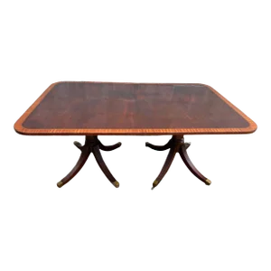 Old Baker Regency Style Cross Banded Mahogany Dining Table With2 Leaves. Early 20th Century