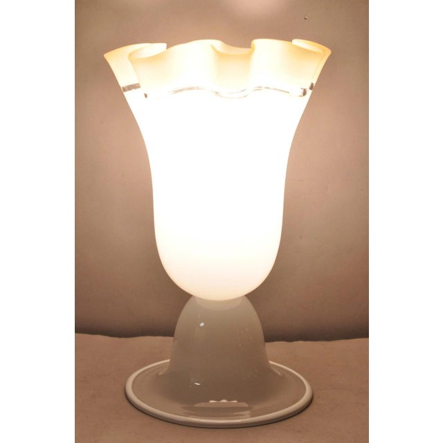 Vintage Italian Murano Mid Century Modern White Glass Handkerchief Table Lamp For Sale - Image 13 of 14