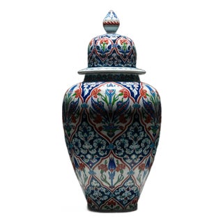 Handmade Ceramic Grand Shah Vase with Lid (60cm) Imperial Floral Lattice Pattern For Sale