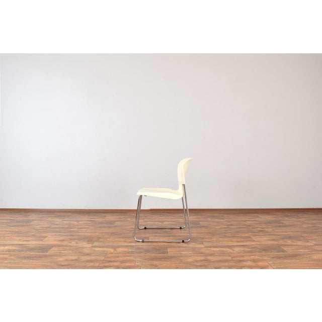 White SM400k Swing Chairs by Gerd Lange for Drabert, 1980s, Set of 4 For Sale - Image 6 of 13