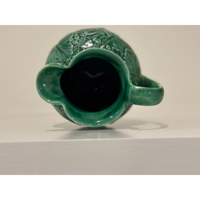 Vintage Wedgwood Majolica Style Etruria & Barlaston Green Grapes & Leaves Pitcher For Sale - Image 11 of 12