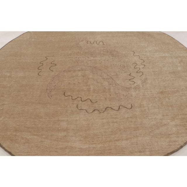 2020s Contemporary Circle Abstract Wool Rug by Rug & Kilim, India For Sale - Image 5 of 10