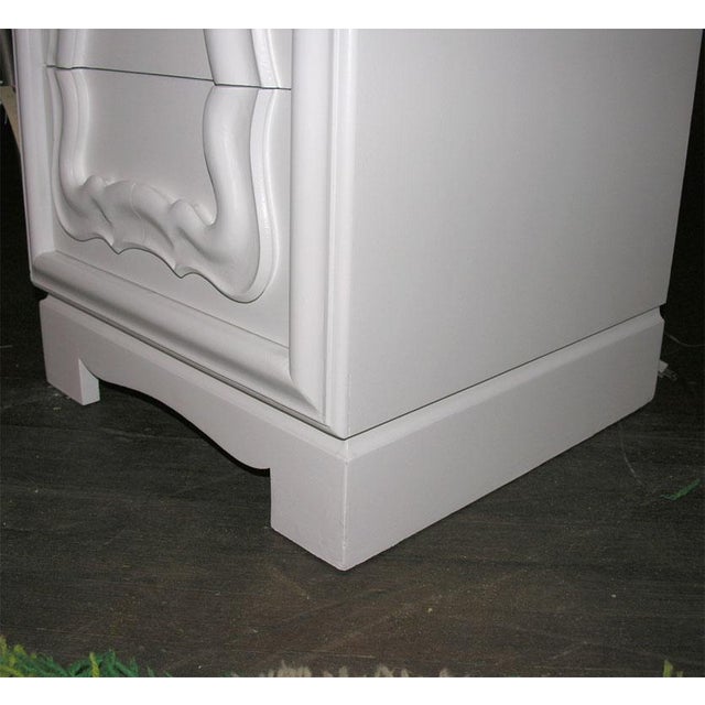 1940s 1940s Vintage Dorothy Draper Style Chest For Sale - Image 5 of 9