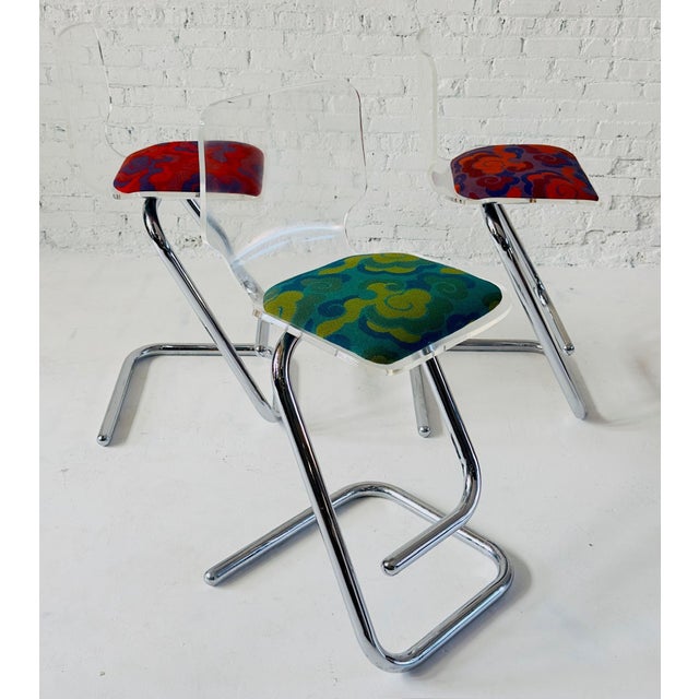 1970s Set 3 Lucite and Chrome Barstools by Luigi Bardini for Miniforms Italy, 1970 For Sale - Image 5 of 10