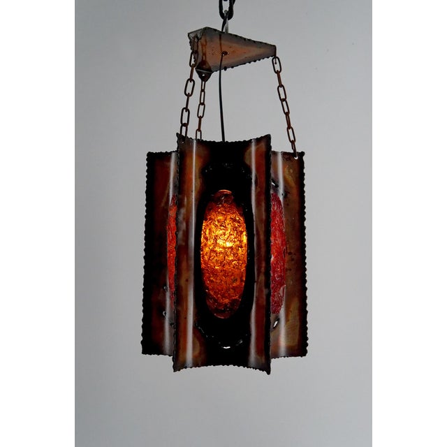 Suspension Light in Patinated Copper and Multicolored Fractal Resin Medallions from Accolay, 1970 For Sale - Image 9 of 15
