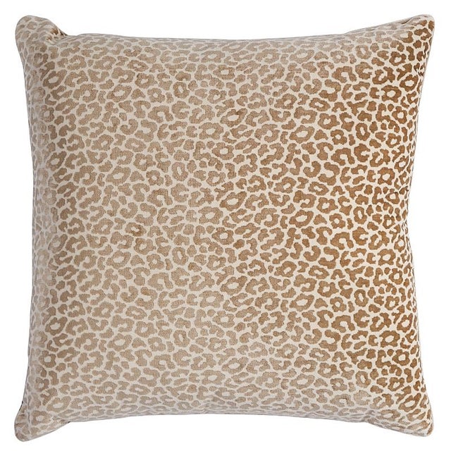 Mid-Century Modern Schumacher X Timothy Corrigan Madeleine 24" Pillow in Natural For Sale - Image 3 of 3