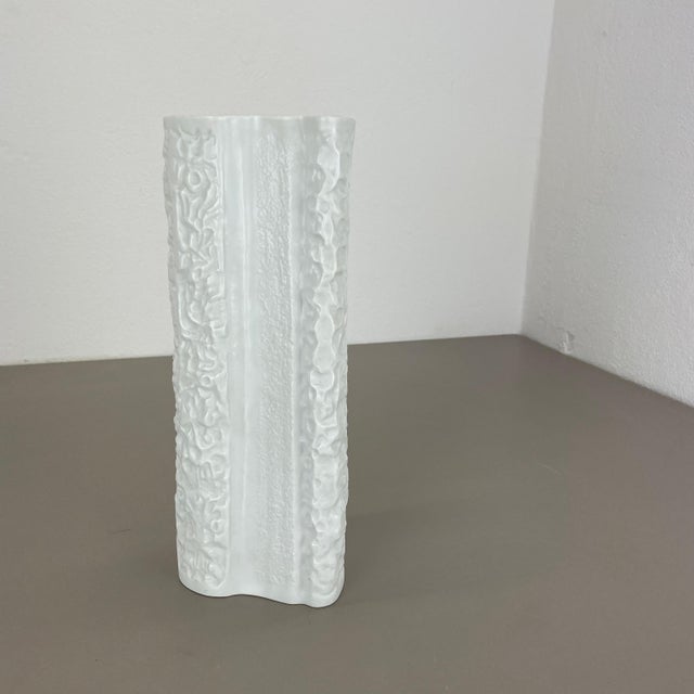 Large Op Art Vase from Heinrich Fuchs, 1970s For Sale - Image 3 of 15