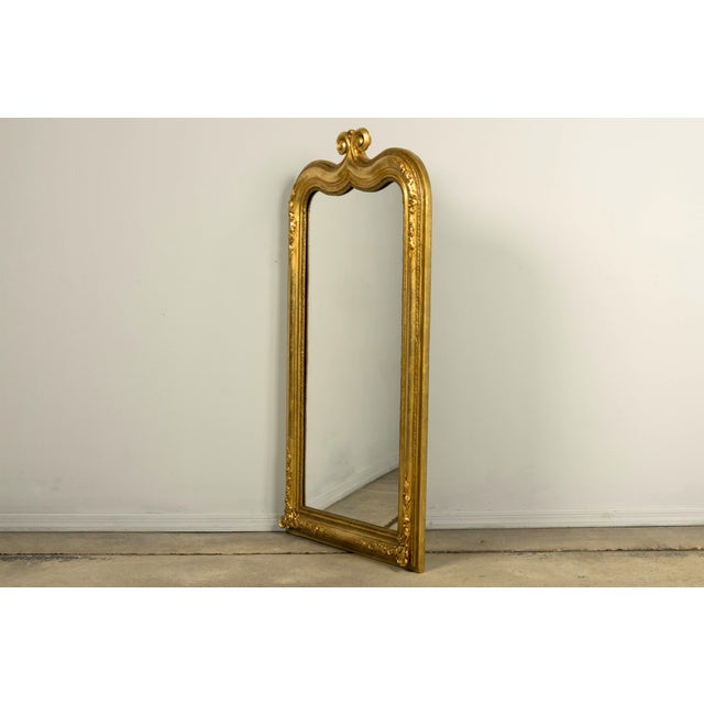 Mid-19th Century Restored French Louis Philippe Giltwood Mirror For Sale - Image 9 of 18
