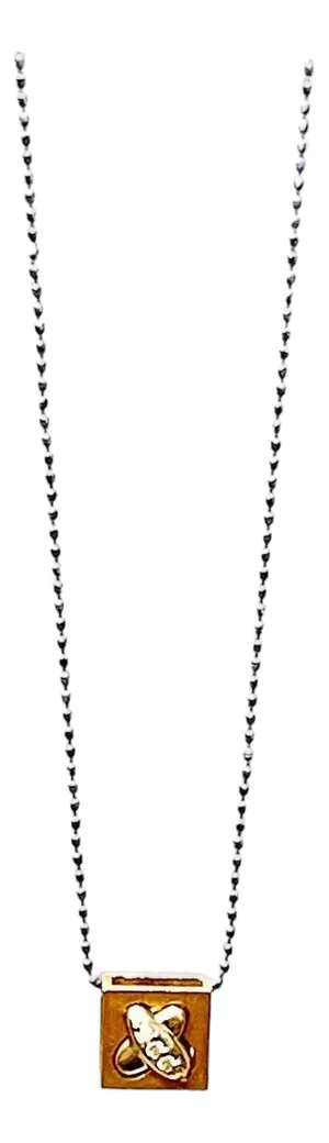18 Karat Gold Pendant with White Diamond in White Platinum Chain