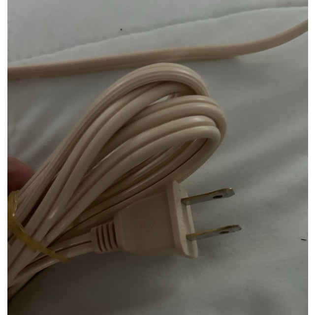 1990s House of Troy 16" Gold Picture Light For Sale In Chicago - Image 6 of 7