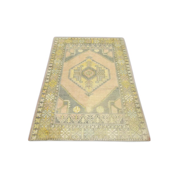 1960s 1960s Pink Vintage Turkish Rug 3'10" X 5'8" For Sale - Image 5 of 6