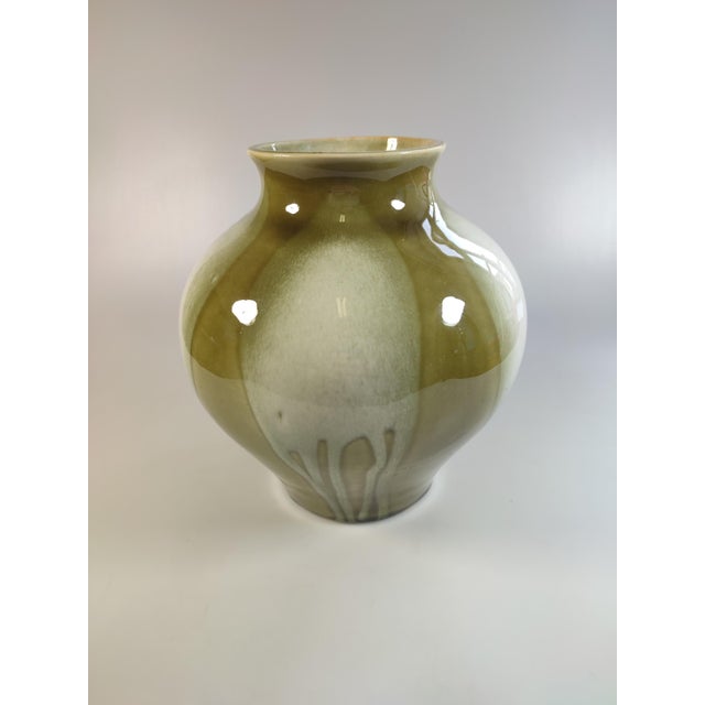 Beatiful Art Deco Ceramic Vase that won Best Design Of The Year 1975. Vase has attribution mark on it's bottom. This piece...