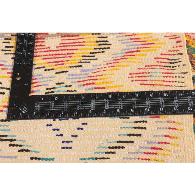 Textile Vintage Azilal Moroccan Rug, 04'07 X 07'07 For Sale - Image 7 of 10