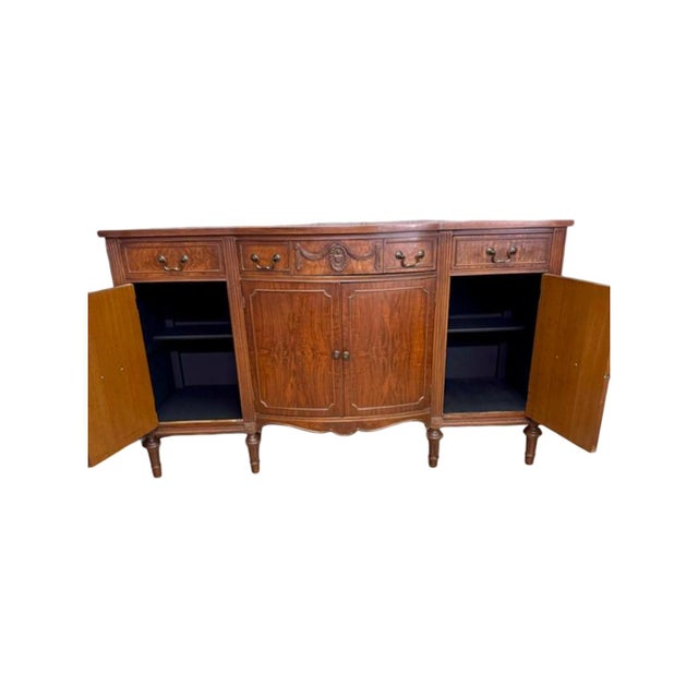 1950s Vintage c.1950's Drexel Flame Mahogany Serpentine Breakfront Buffet Credenza (D. 821-11 Wal) For Sale - Image 5 of 12
