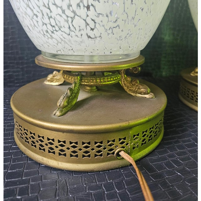 Mid-Century Modern Signed Pair of Vintage Murano Mazzega Style Splatter Glass Table Lamps With Detailed Cutout and Dolphin Base For Sale - Image 3 of 9