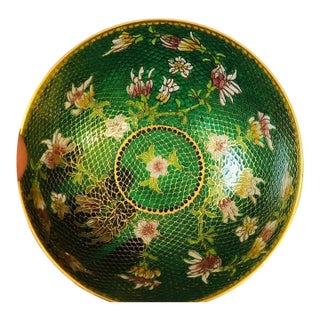 Vintage Cloisonné Enamel Eggshell Bowl – Emerald Green Ground With Gilt Floral Motif For Sale