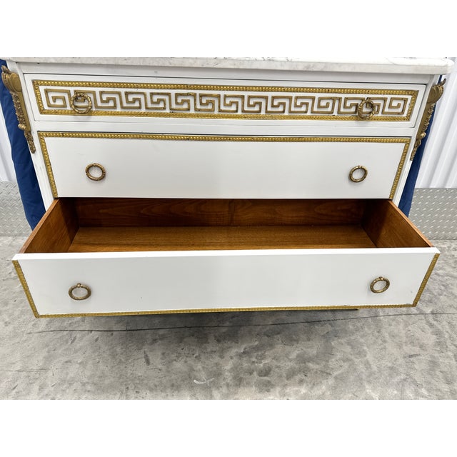 Mid 20th Century White Wood French Louis XVI Jansen Style Chest Commode With Marble Top For Sale - Image 11 of 17