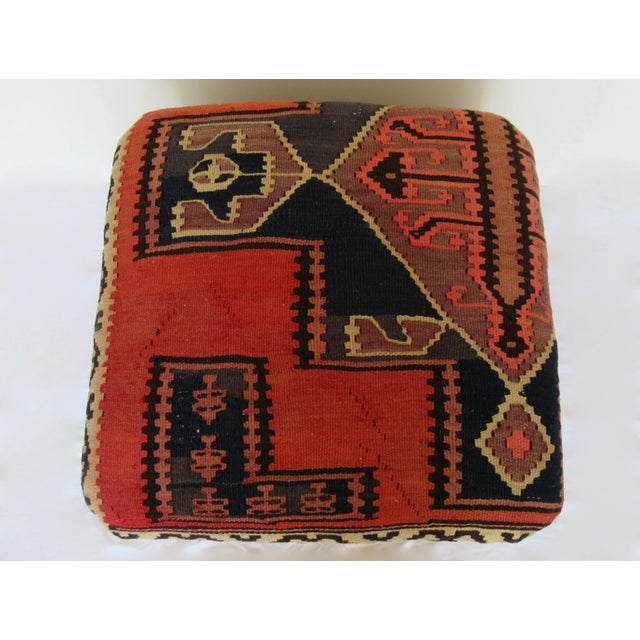 1980s Vintage Turkish Kilim Footed Ottoman With Round Wood Turned Feet Made in Pakistan For Sale - Image 5 of 13