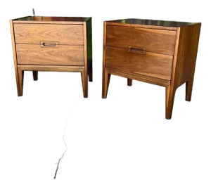 Pair of United Furniture Mid Century Modern Nightstands
