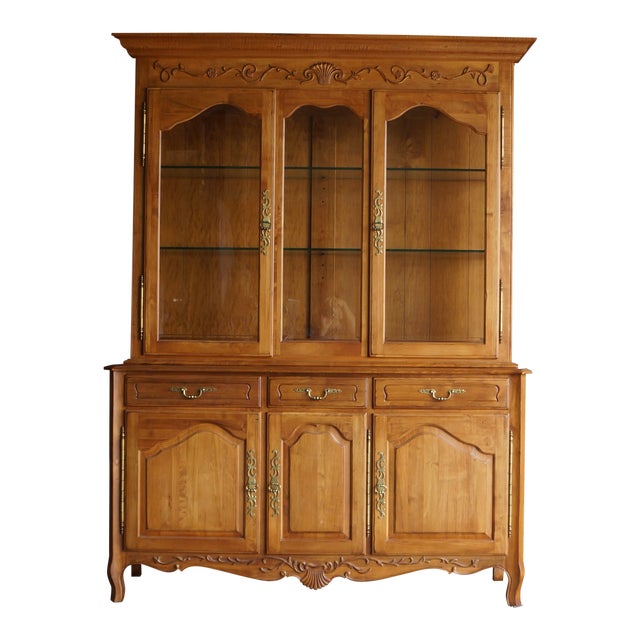 1990s Vintage Ethan Allen Legacy China Cabinet | Chairish