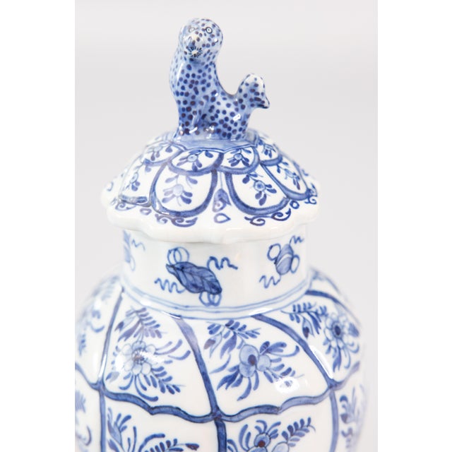 1920s Antique Chinoiserie Dutch Delft Faience Floral Lidded Vase Ginger Jar For Sale - Image 5 of 10