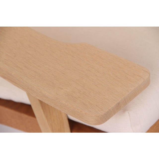 Mid-Century Modern GE375 Sofa in Savak Upholstery from Hans J Wegner​​, 1970s, Set of 2 For Sale - Image 3 of 15