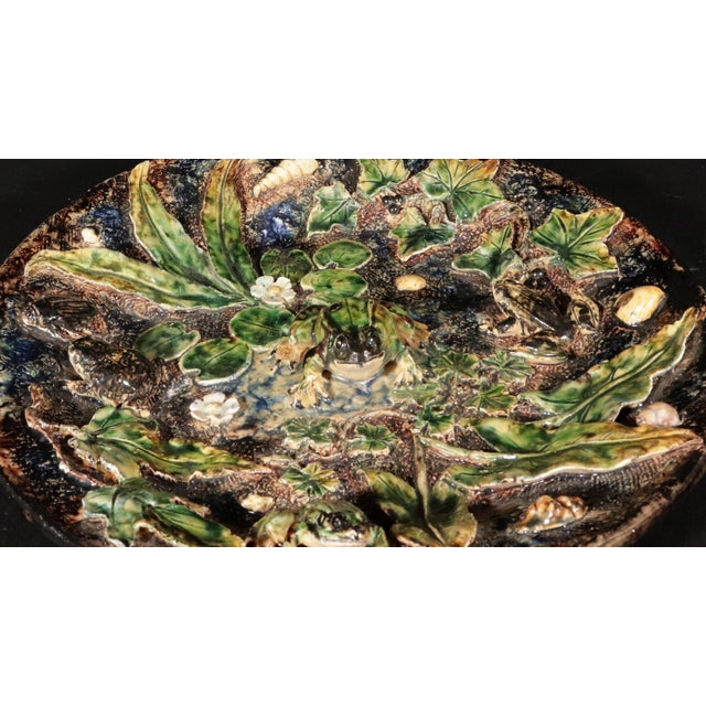 Dark Green French Majolica Palissy Dish Frogs Amongst Lilies, Léon Brard For Sale - Image 8 of 11