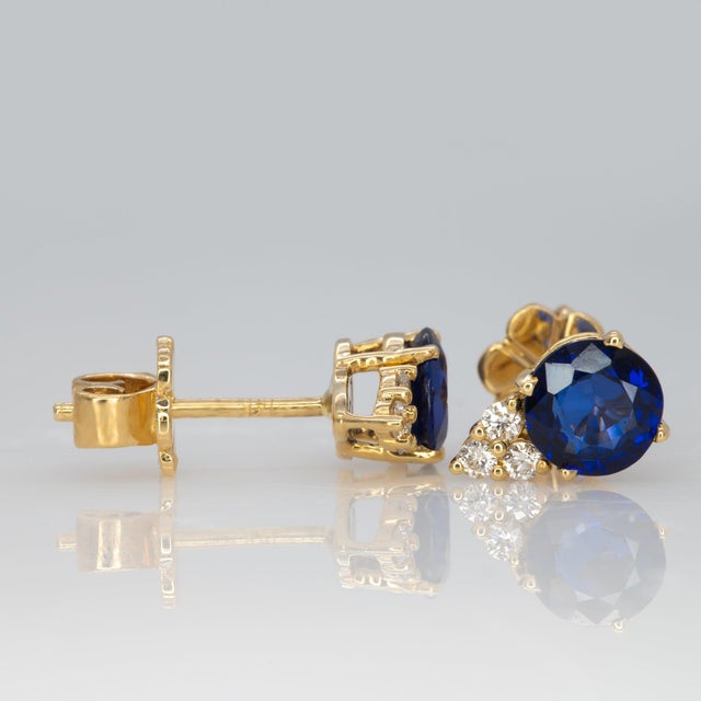 1.19ct Ceylon Blue Sapphire Stud Earrings With Natural Diamonds: Solid 14k Gold, Pair For Sale - Image 4 of 5