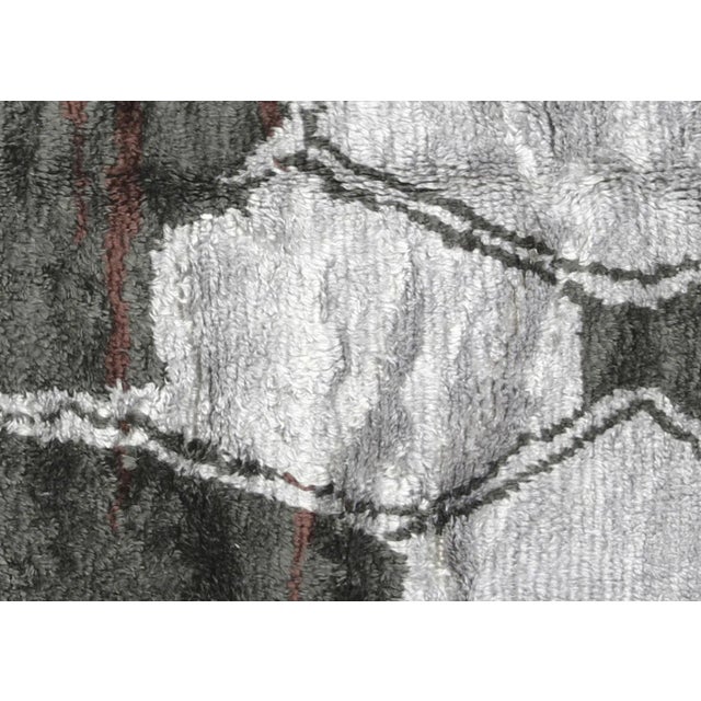 Contemporary Turkish Shag Rug. Hand woven in the Oushak region of Western Turkey, with a mix of Angora and New Zealand...