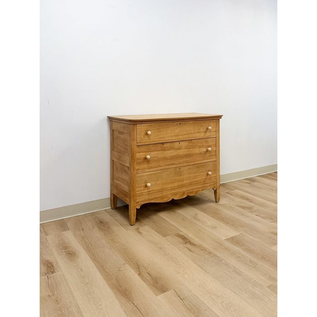 Primitive Scrubbed Pine Three Drawer Dresser Dovetail Porcelain Knobs Vintage For Sale - Image 4 of 14