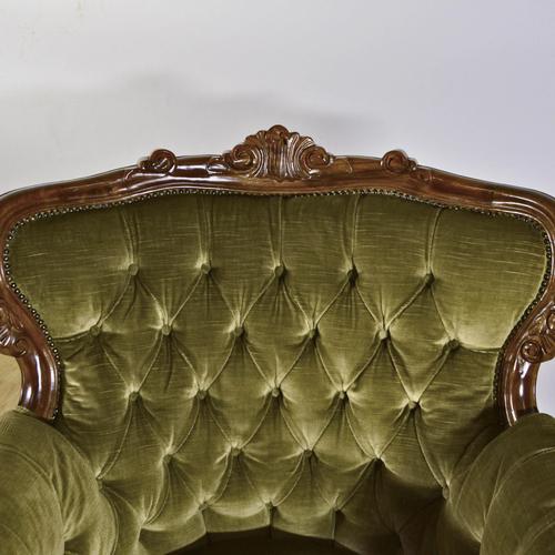 Louis Philippe Style Capitonne Armchairs in Carved Wood and Velvet, Late 19th Century, Set of 2 For Sale - Image 6 of 9