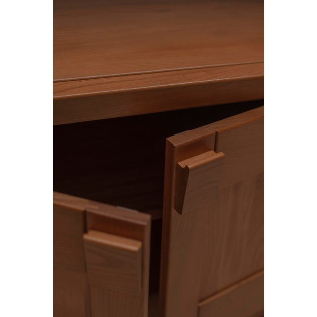 French Minimalist Wall Unit in Elm from Maison Regain, 1970s For Sale - Image 4 of 16