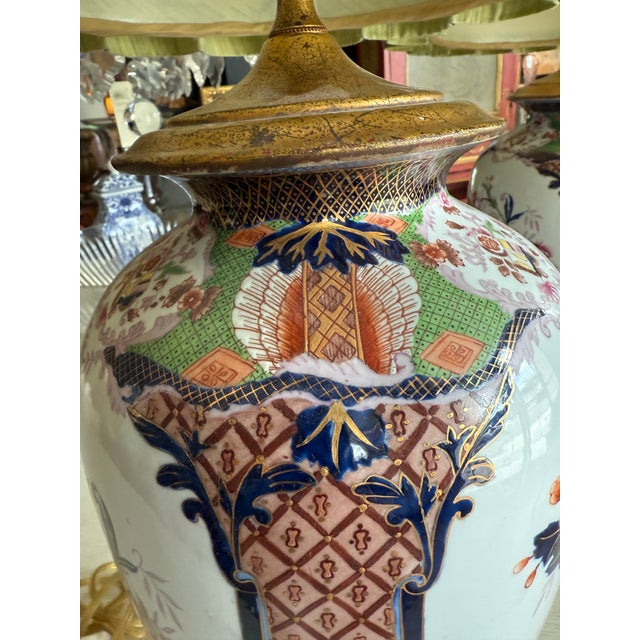 Vintage Hollywood Regency Imari Lamps - a Pair For Sale In Los Angeles - Image 6 of 16