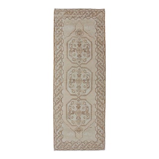 Vintage Turkish Oushak Runner With Stylized Three Medallion Design 3'3 X 9'8 For Sale