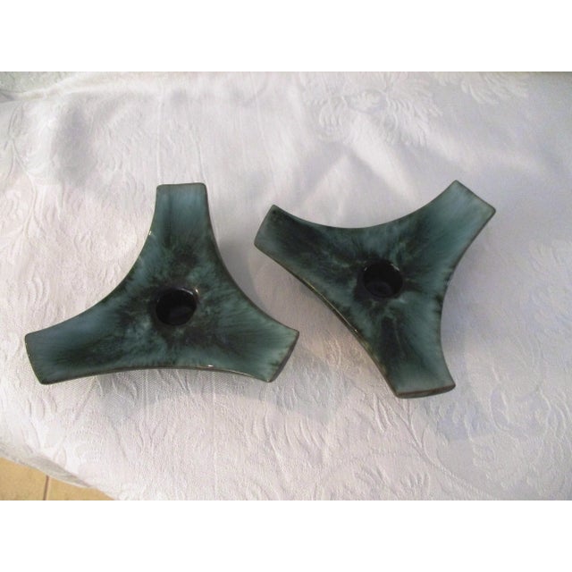 Mid-Century Modern Mid-Century Blue Mountain Green Drip Glaze Candle Holders - a Pair For Sale - Image 3 of 7