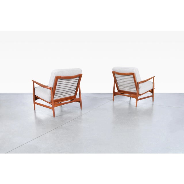 1960s 1960s Danish Modern Teak Lounge Chairs by Ib Kofod Larsen for Selig - Set of 2 For Sale - Image 5 of 12