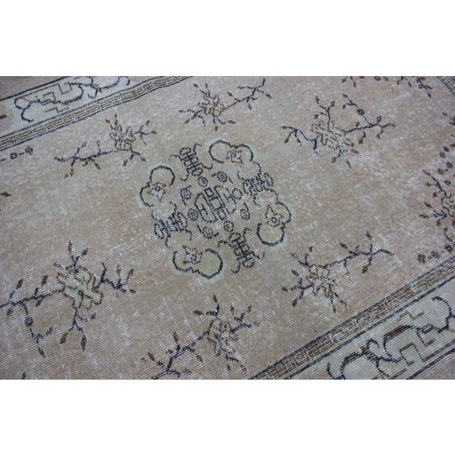 Textile Mid 20th Century Beige Floral Area Rug For Sale - Image 7 of 13