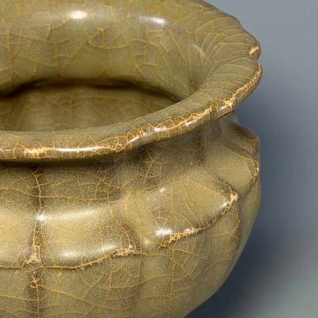 Chinese Celadon Lobed Tripod Vessel, Collectible Crackle‑Glaze Decorative Censer For Sale - Image 6 of 9