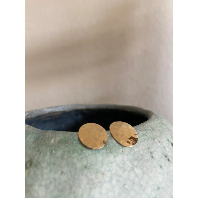 Hammered 14k Oval Studs Earrings, a Pair For Sale - Image 6 of 10