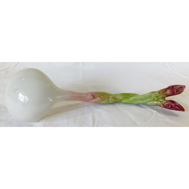 Fitz and Floyd Late 20th Century French Fitz and Floyd "French Market" Ceramic Asparagus Ladle For Sale - Image 4 of 5