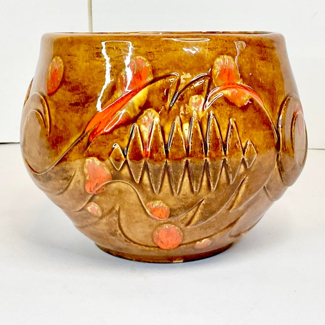 1970s Vintage Southwestern Americana Folk Art Ceramic Planter. For Sale - Image 4 of 9