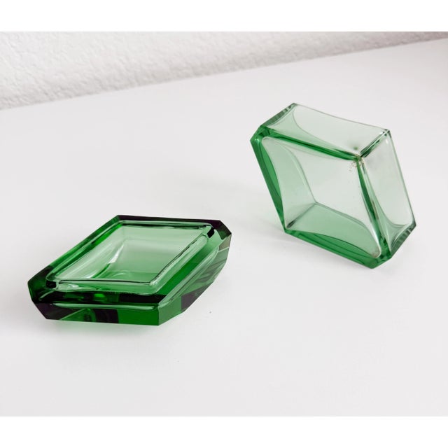 1930s Art Deco Faceted Glass Box For Sale - Image 9 of 9