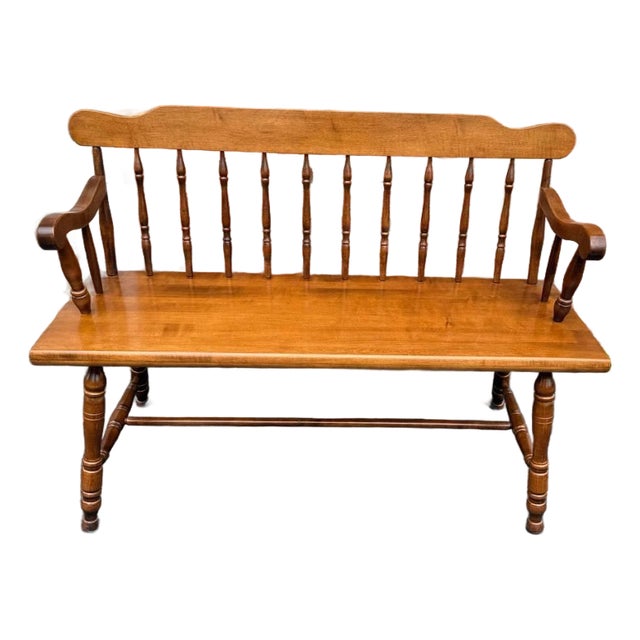 Vintage Early American Colonial Windsor Style Spindle Back Bench For Sale